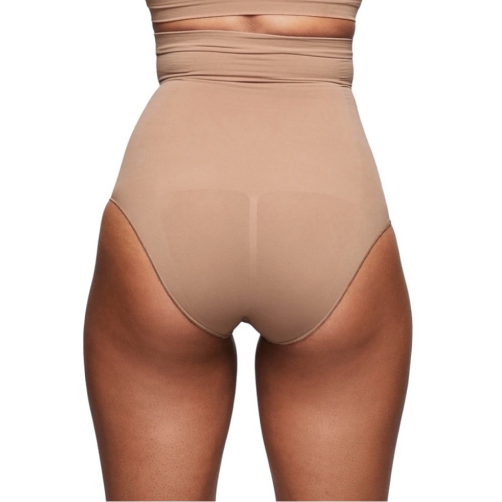 SKIMS Sculpt High Waist Brief 4XL 5XL Brown Jasper NWOT Plus Size Shapewear - Picture 15 of 16